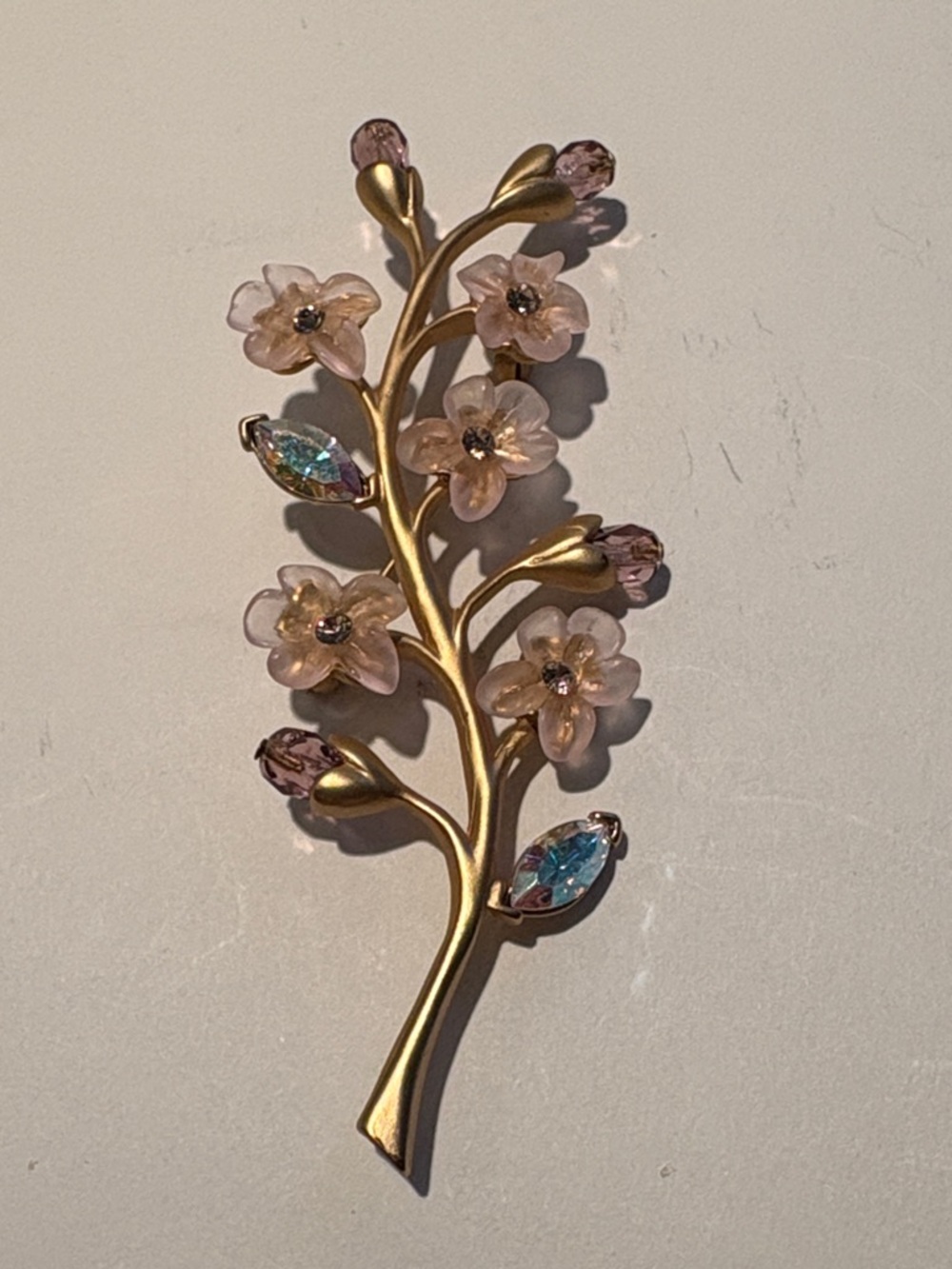 Vintage Gold-Tone Avon Blooming Flowers Brooch Pink Purple 3.5"
